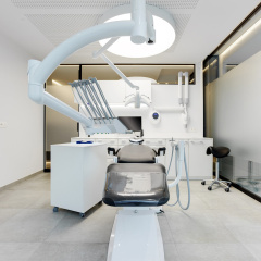 Finndent Tandlægestol FD-8000 P1+ Loftmonteret unit med 6 instrumenter